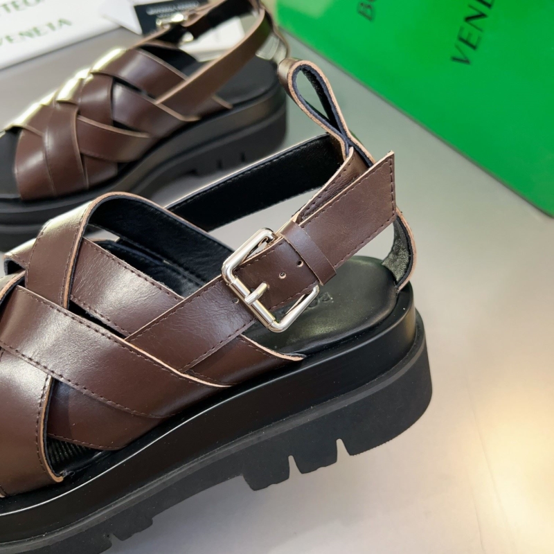 bo*te*ga Ve*ne*ta sandals